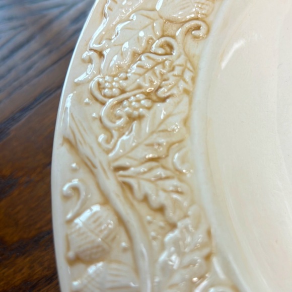 Home Sweet Home Ochre Serving Bowl - Picture 4 of 5